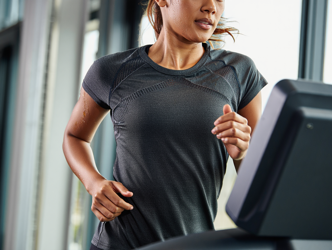 Breathable workout shirts for women with high sweat